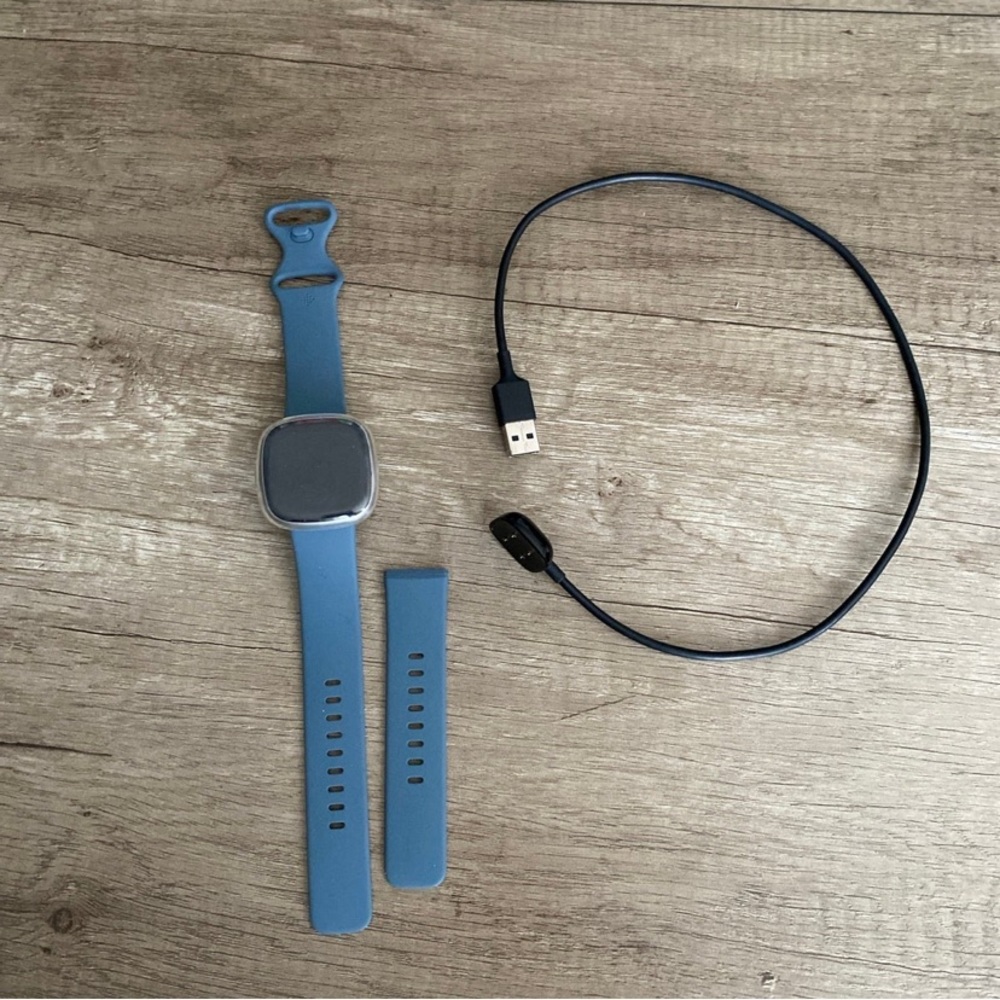 Fitbit Versa 4